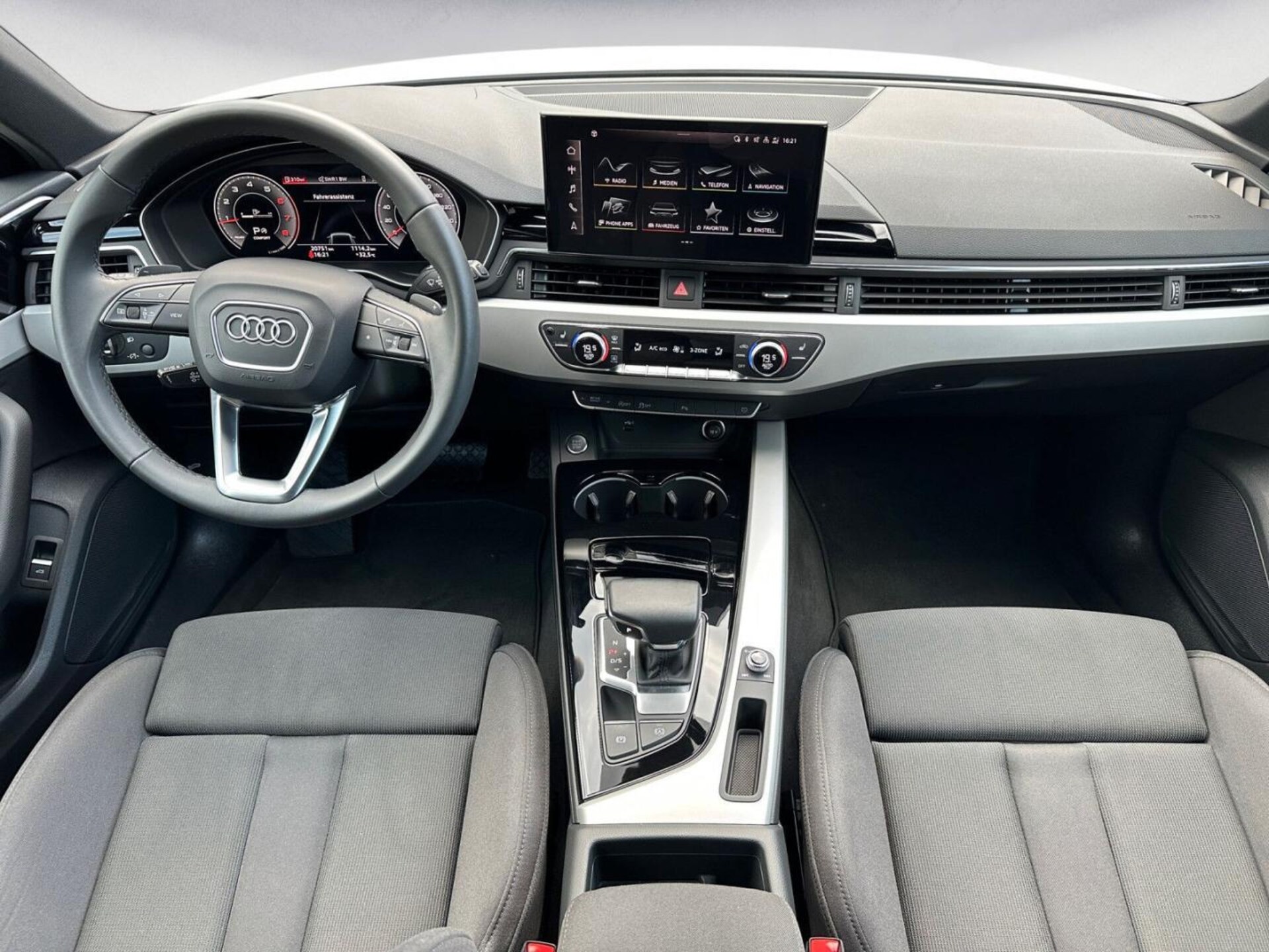 Audi A4 Avant Advanced