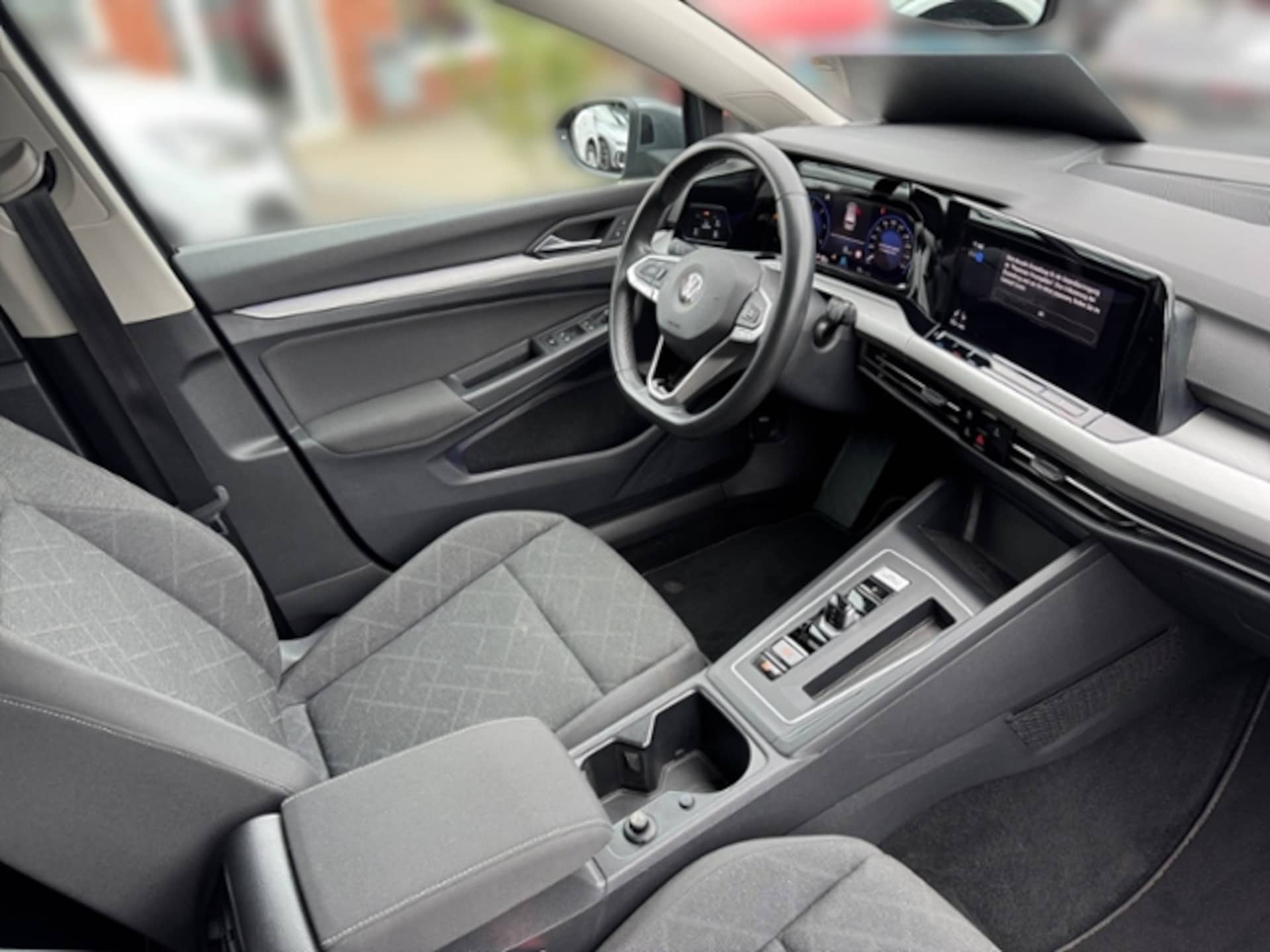 Volkswagen Golf Variant Life