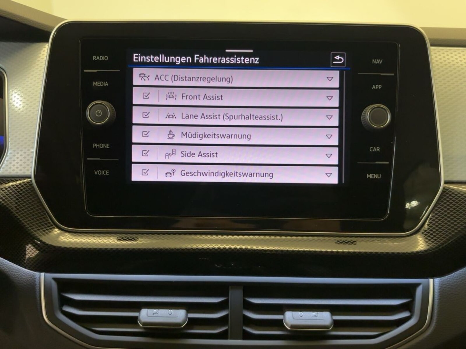 Volkswagen T-Cross – Bild 15
