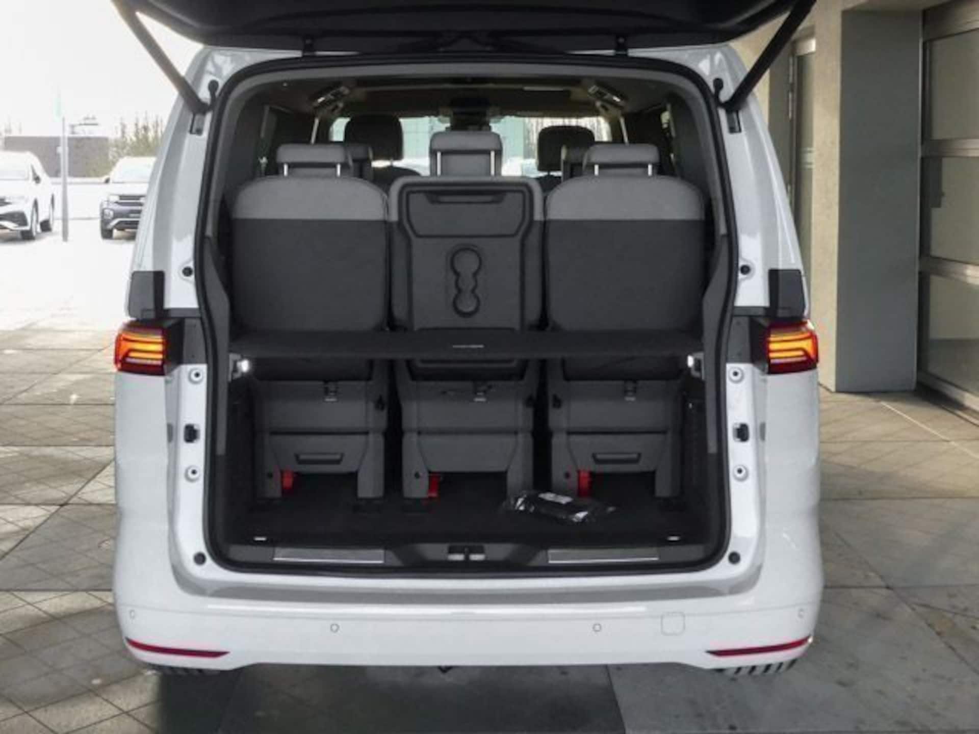 Volkswagen Multivan Style