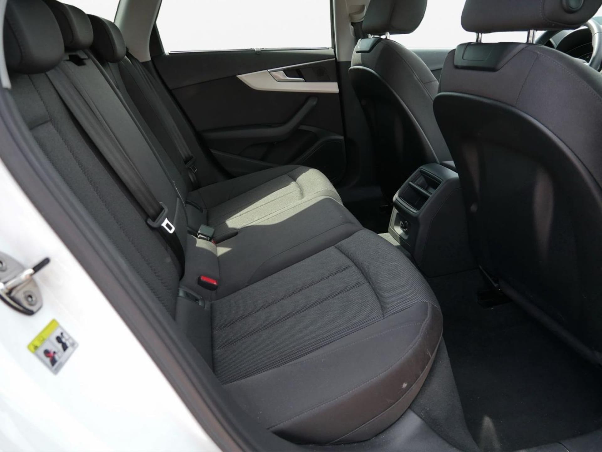 Audi A4 Avant S line