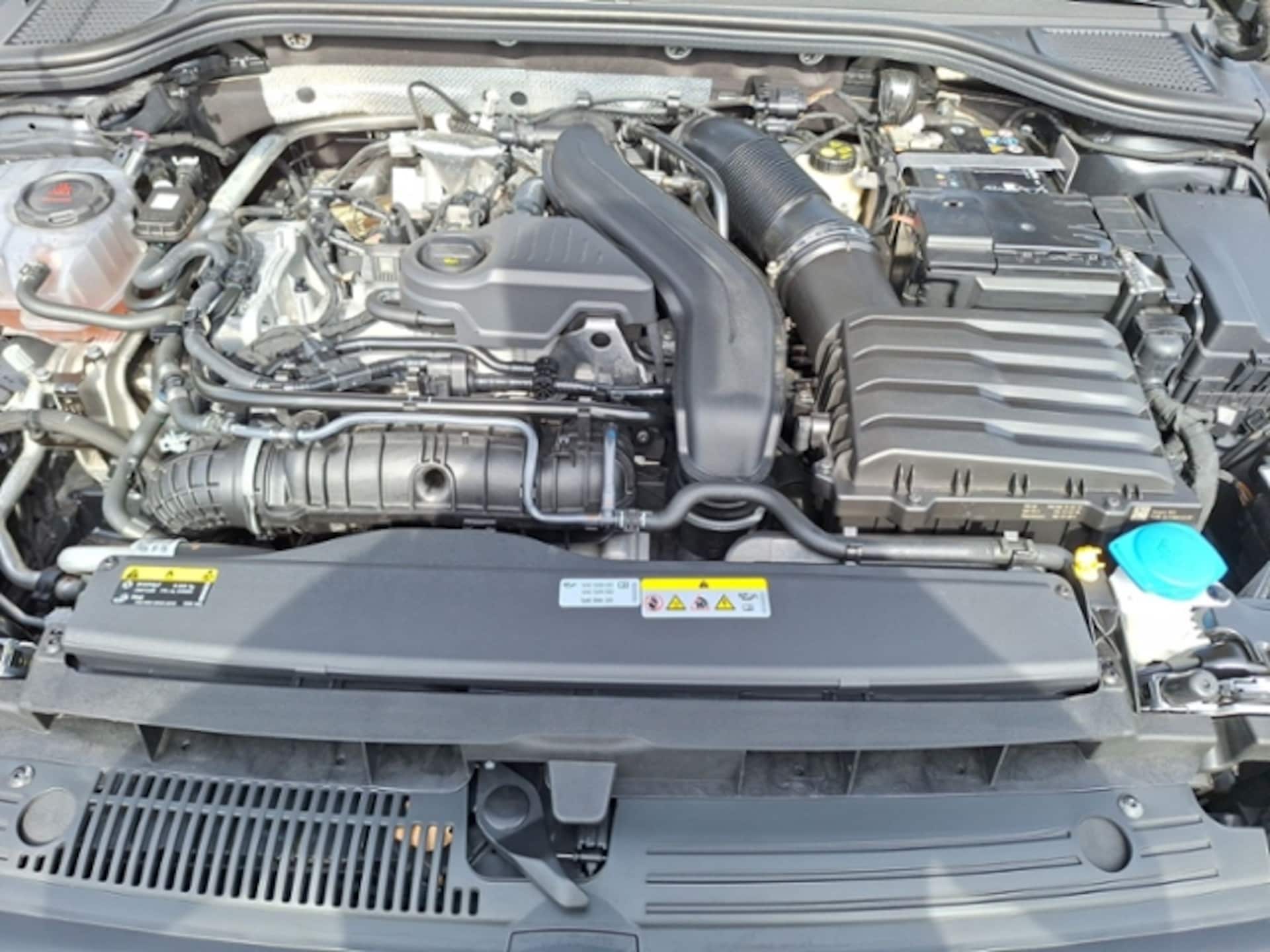Volkswagen Golf Variant Style