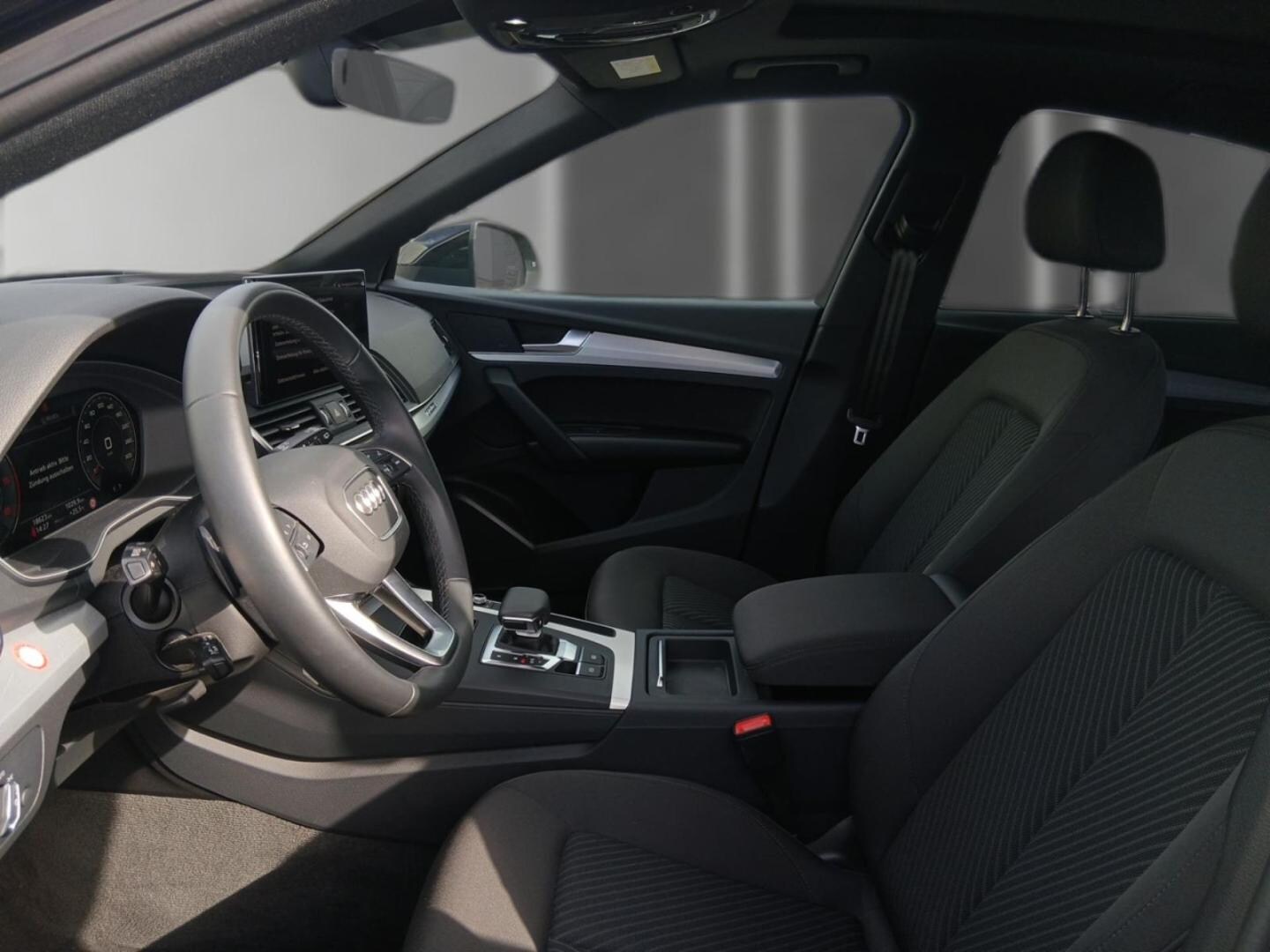 Bild über Audi Q5 Sportback 40 TDI quattro S tronic - für weitere Informationen kontaktieren Sie den Audi Partner