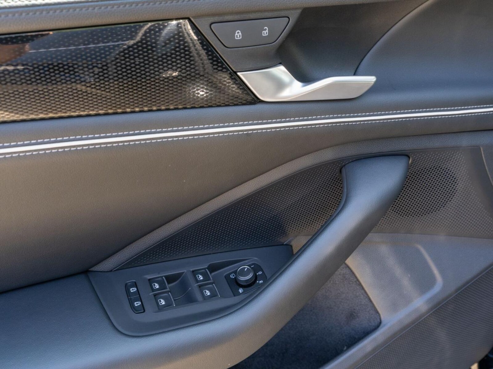 Volkswagen Passat – Bild 11