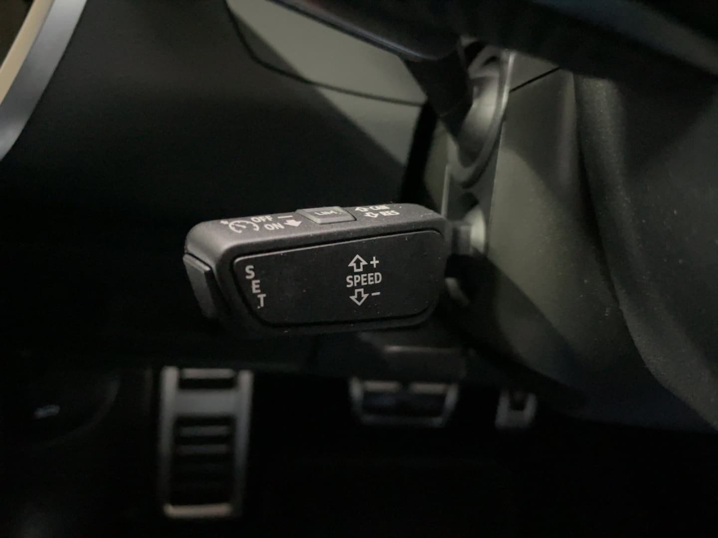Bild über Audi S6 Avant TDI quattro tiptronic - für weitere Informationen kontaktieren Sie den Audi Partner