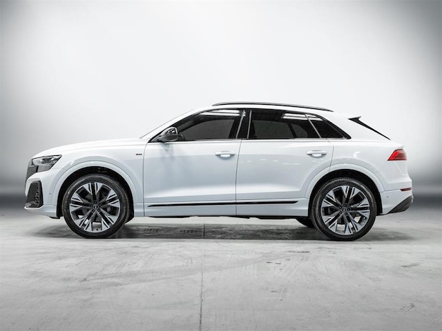 2025 Audi Q8