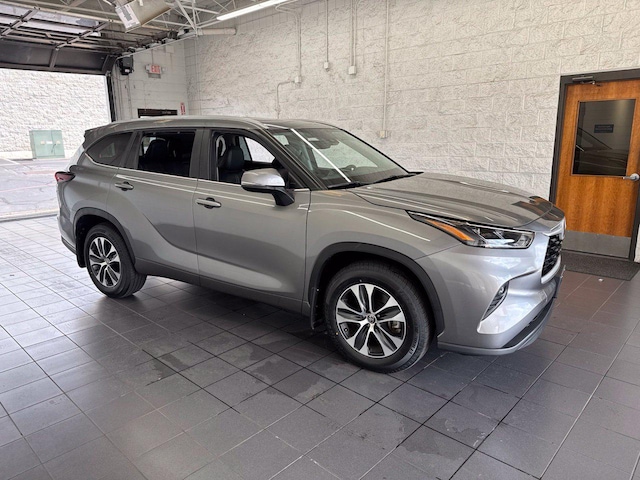 2025 Toyota Highlander