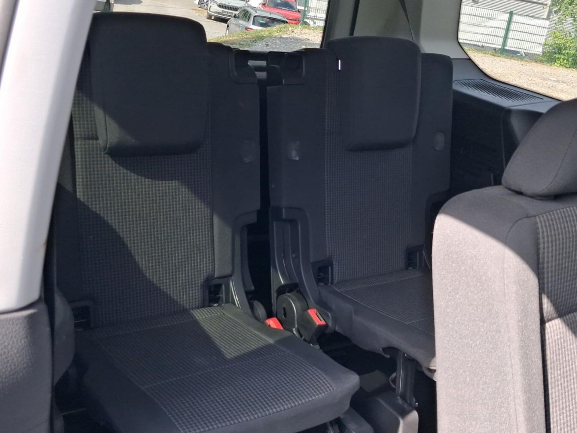 Volkswagen Caddy Maxi Basis-Modell