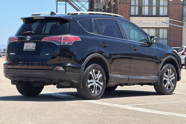 2017 Toyota RAV4