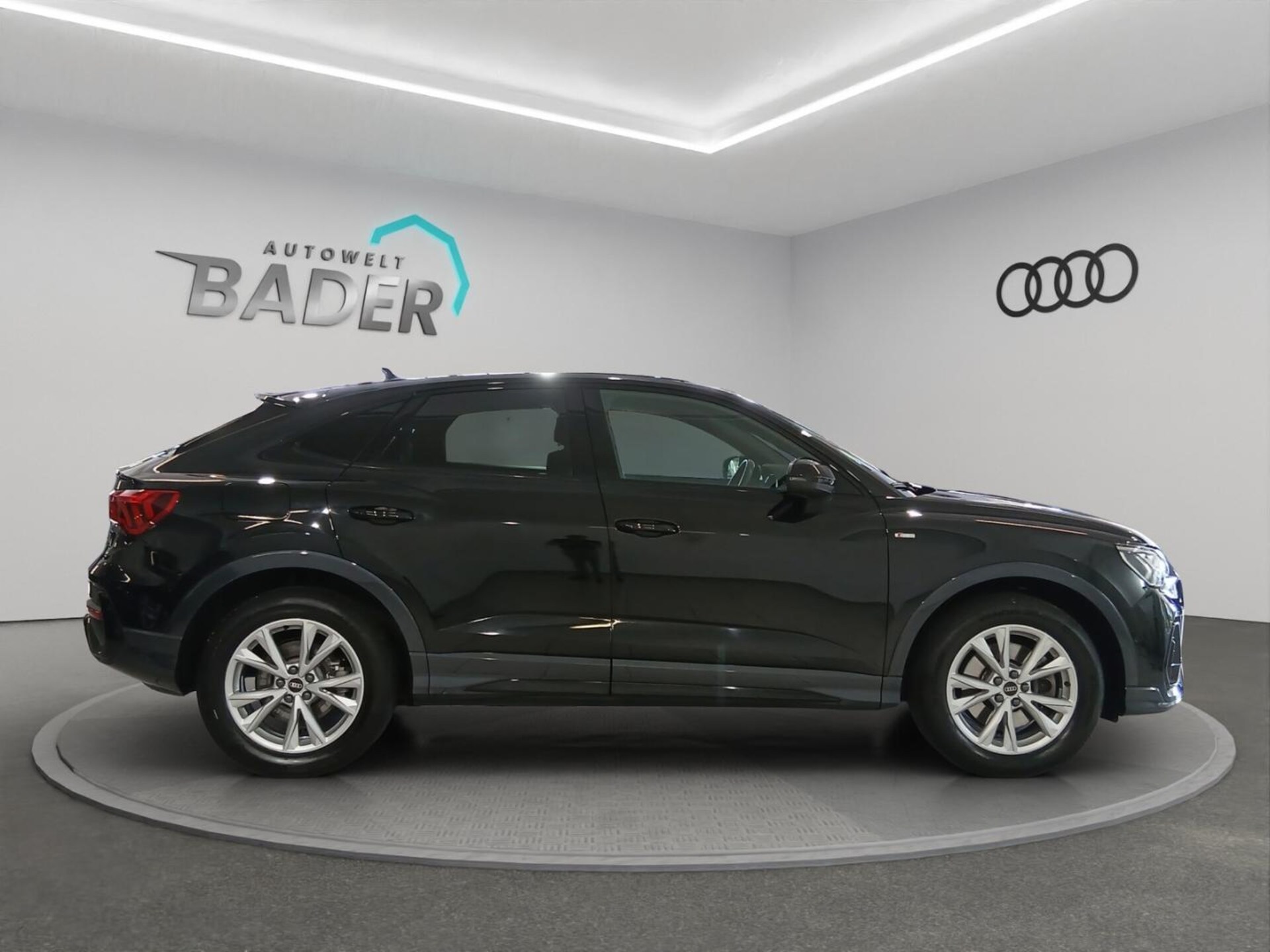 Audi Q3 Sportback S line