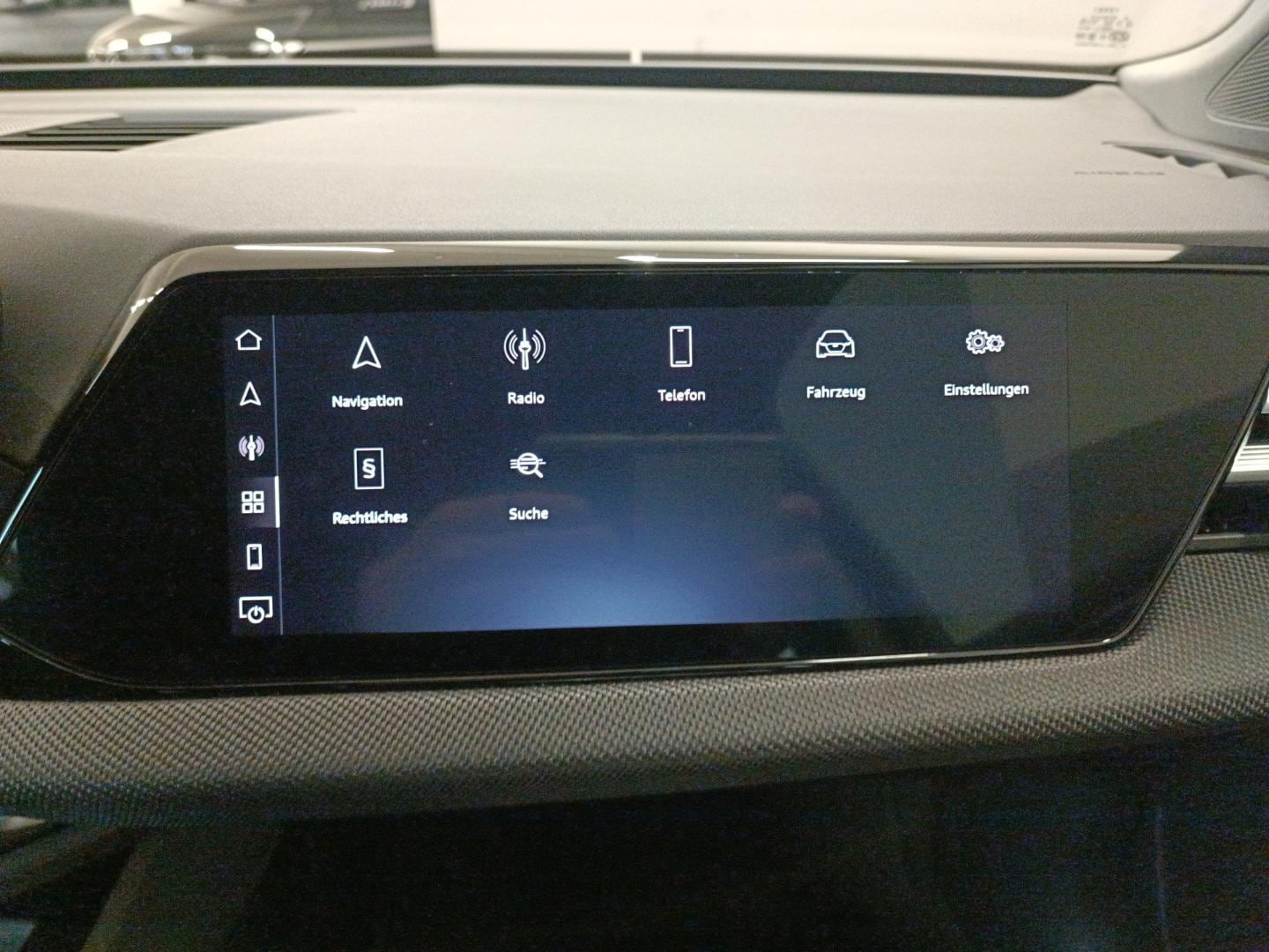 Bild über Audi A6 Avant TFSI 150 kW S tronic - für weitere Informationen kontaktieren Sie den Audi Partner