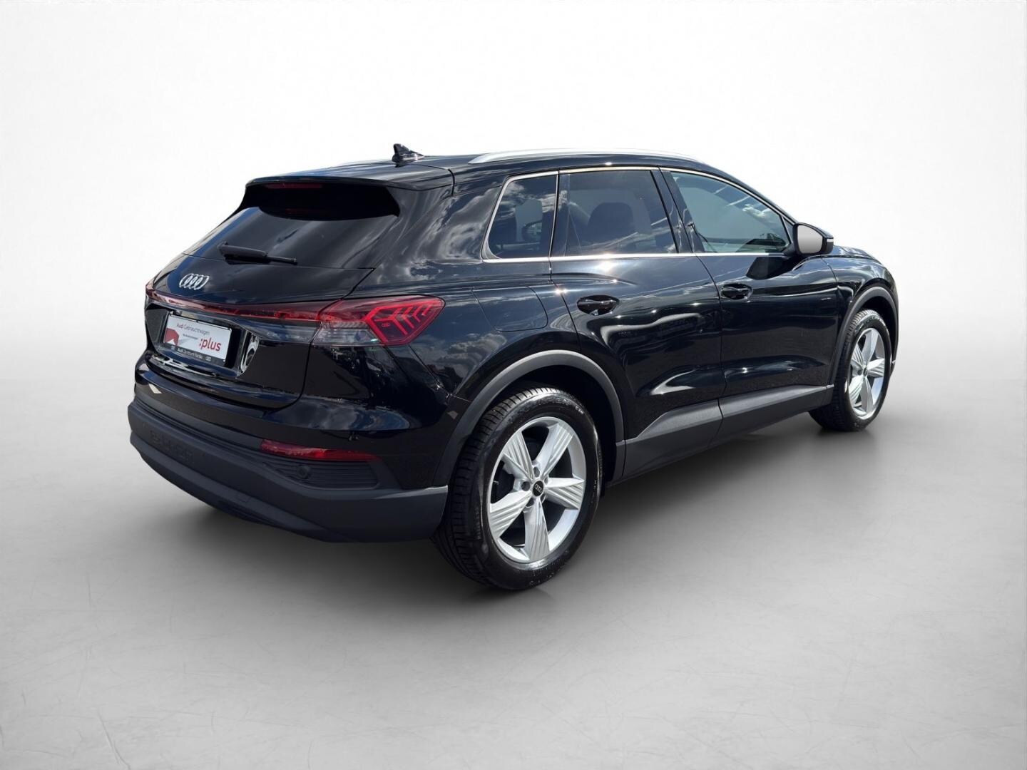 Bild über Audi Q4 e-tron 45 e-tron - für weitere Informationen kontaktieren Sie den Audi Partner