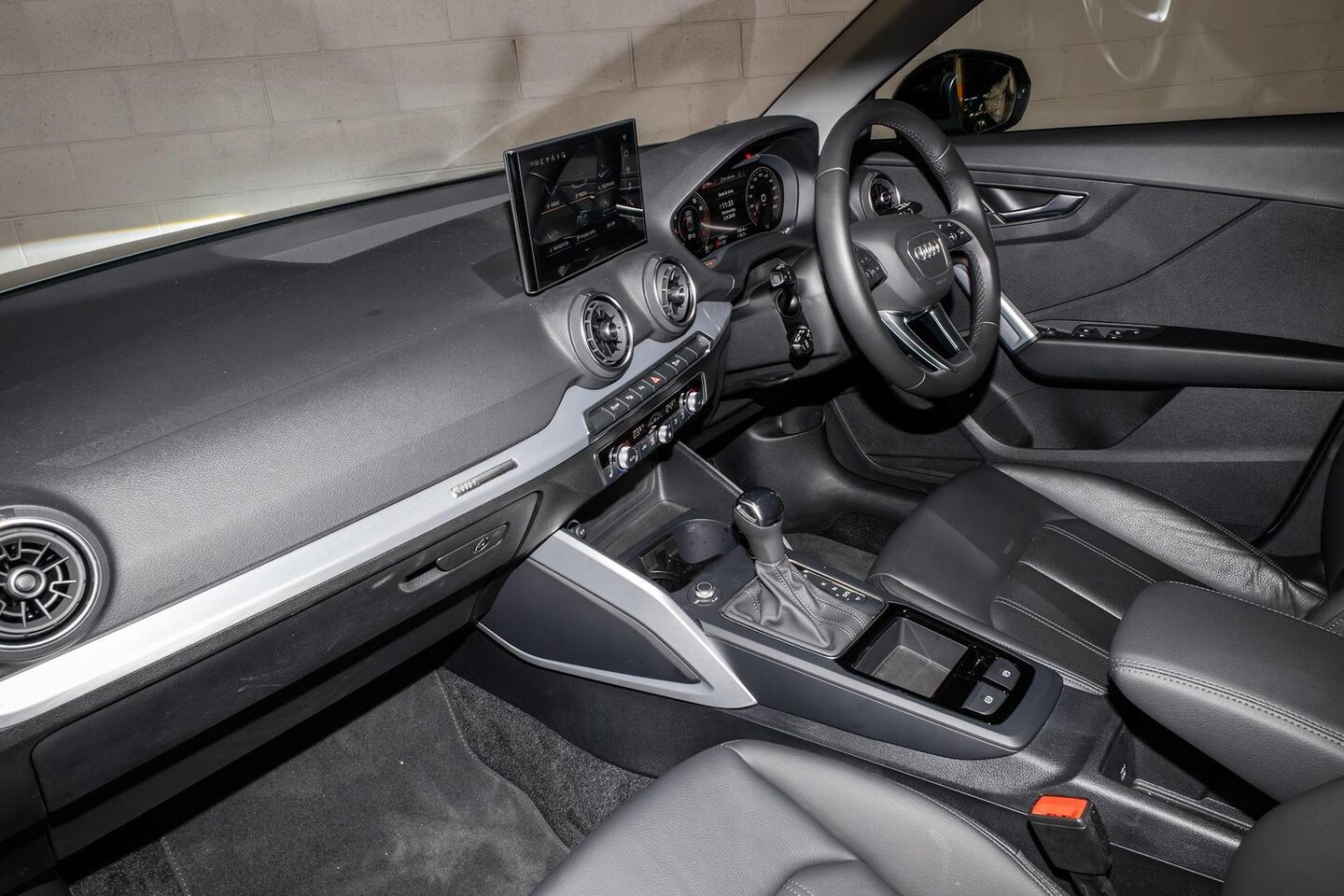 Image about Audi Q2 35 TFSI S tronic