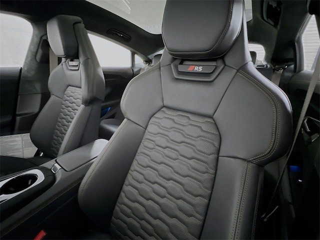 2026 Audi RS e-tron GT Performance Base - Photo 11
