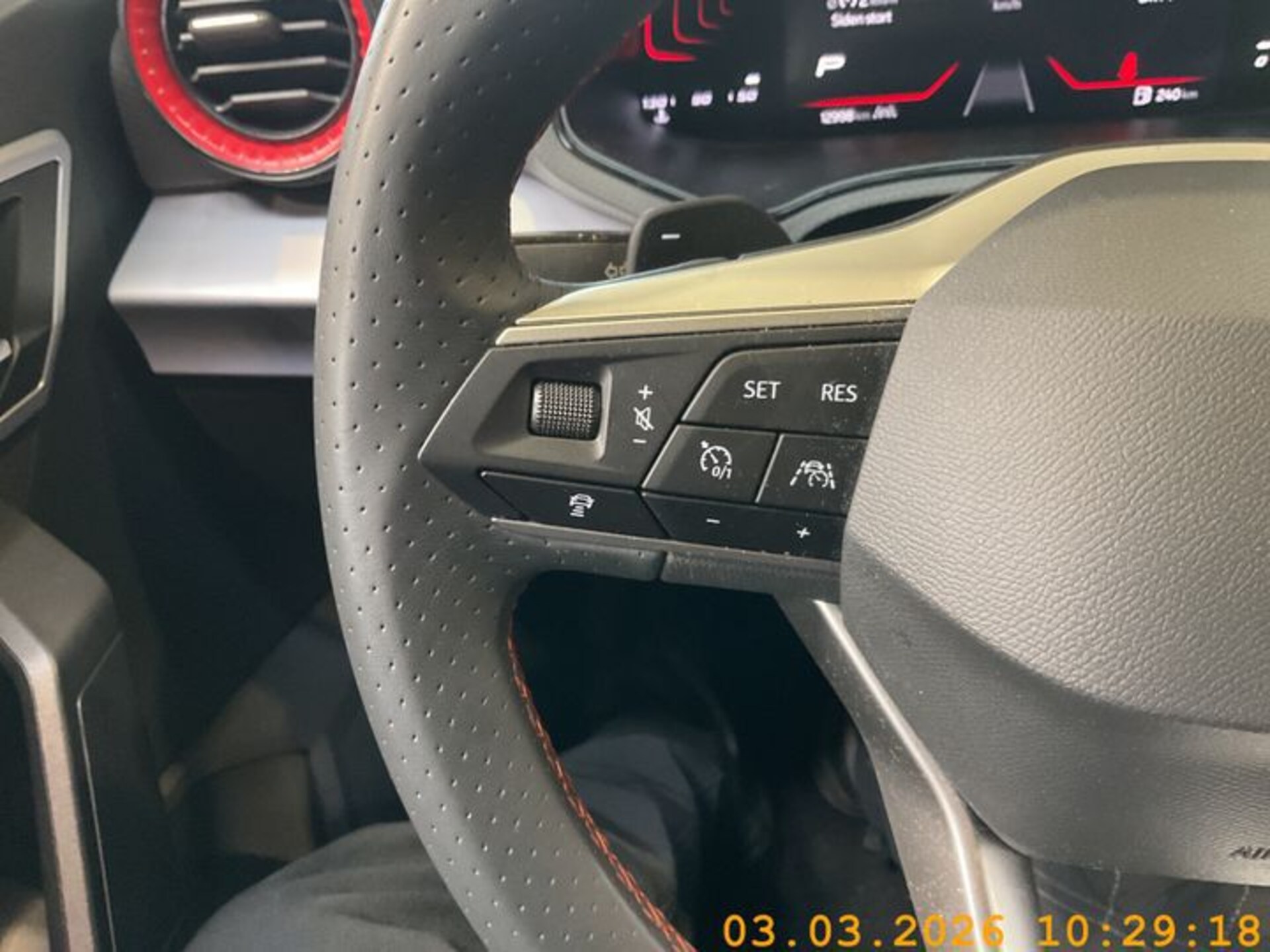 SEAT Arona FR