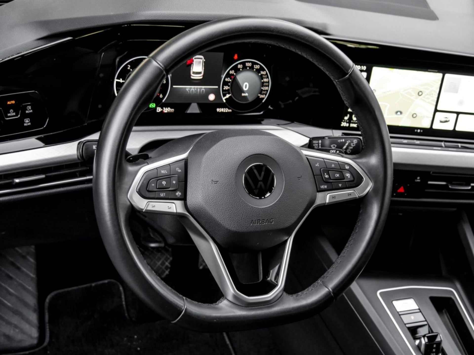 Volkswagen Golf Variant Life