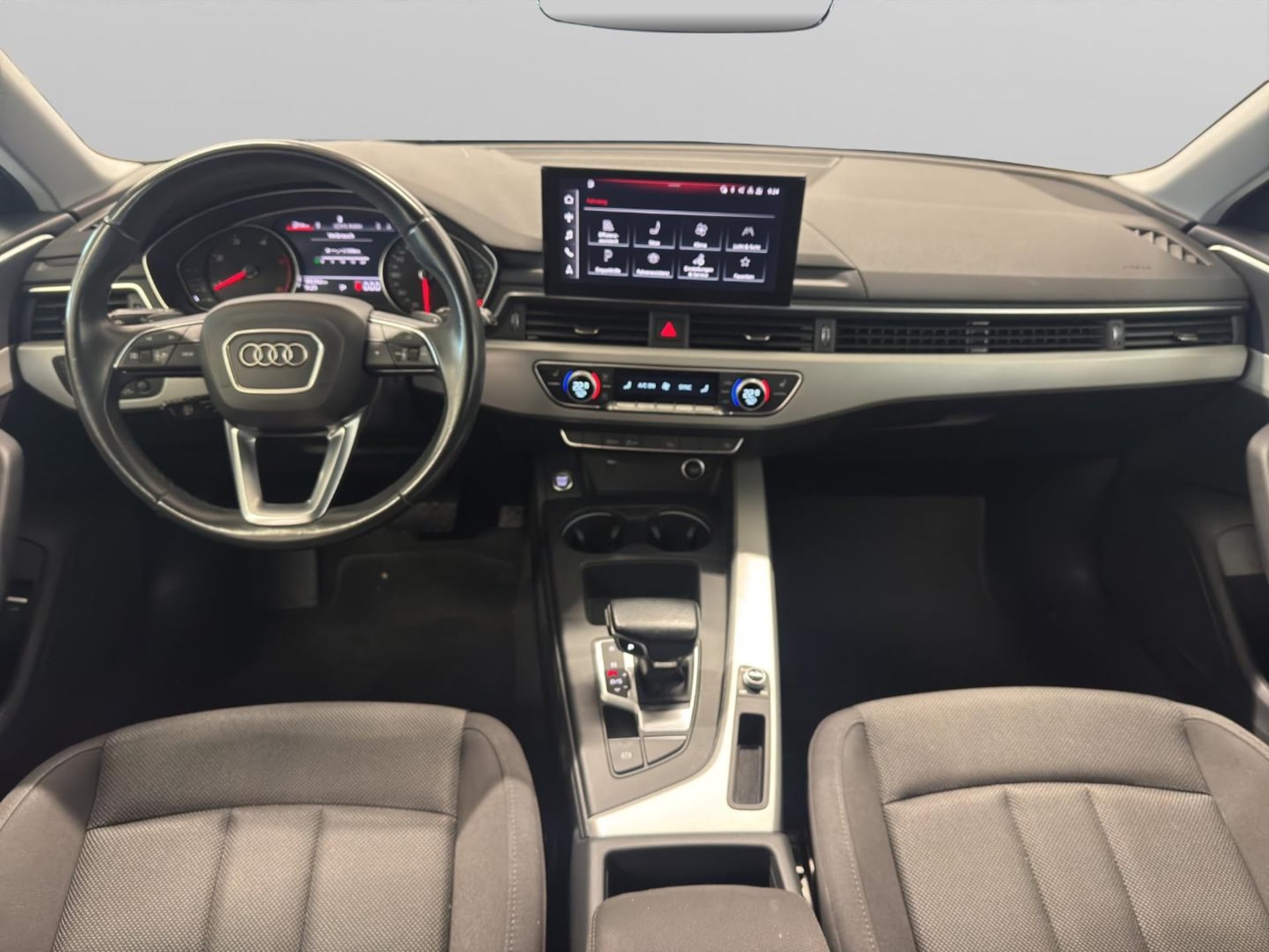 Audi A4 Avant S line