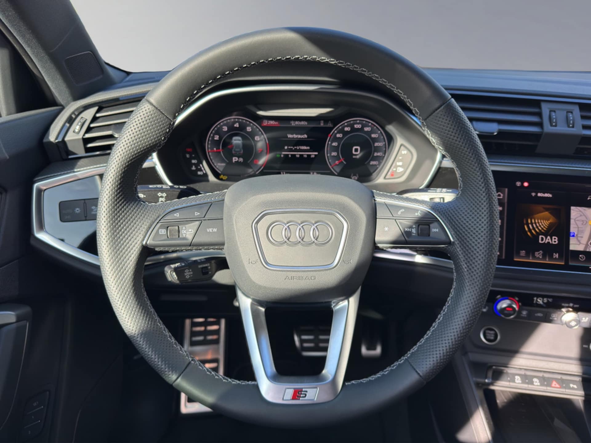 Audi Q3 SUV S line