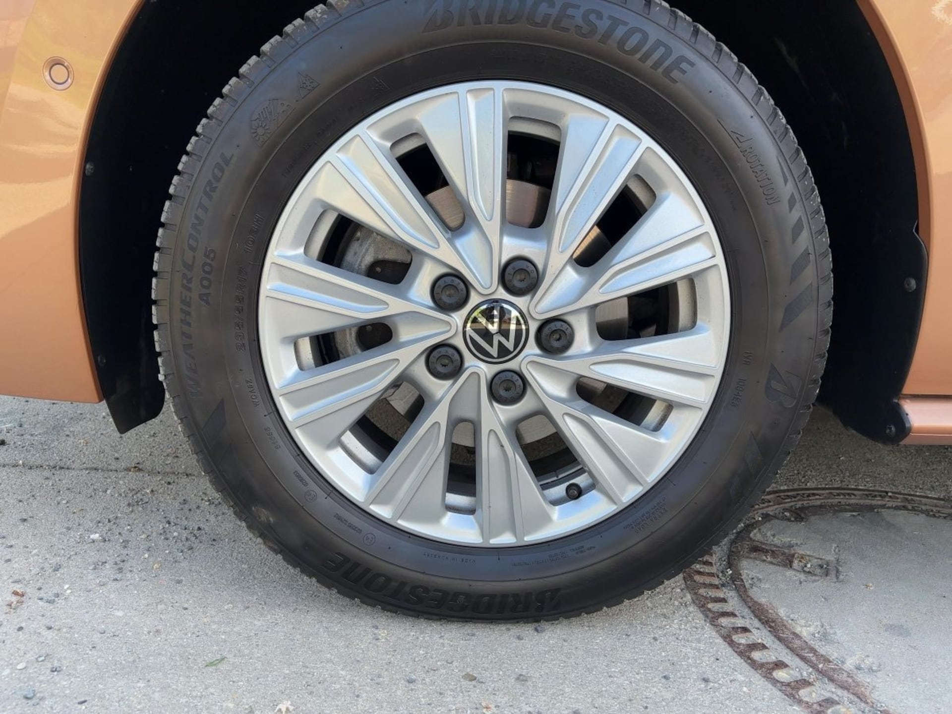 Volkswagen Multivan Basis-Modell