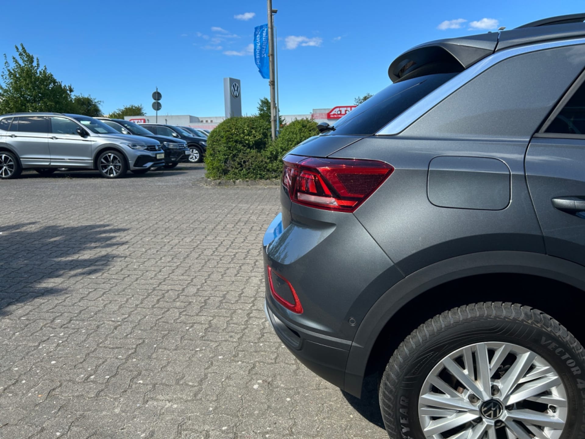 Volkswagen T-Roc Life