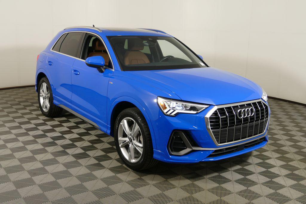 2023 Audi Q3 45 TFSI S Line Premium quattro's photo