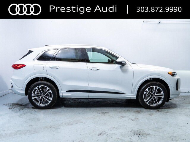 2025 Audi Q5 Premium - Photo 8