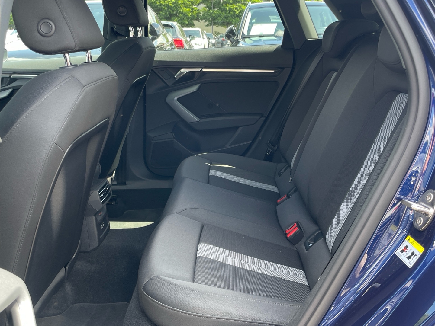Bild über Audi A3 Sportback advanced 35 TDI S tronic - für weitere Informationen kontaktieren Sie den Audi Partner