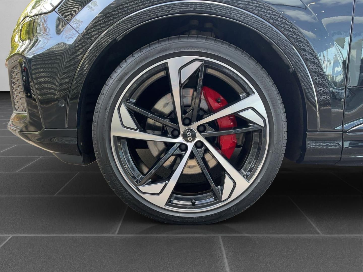 Bild über Audi Q7 competition plus 50 TDI quattro tiptronic - für weitere Informationen kontaktieren Sie den Audi Partner