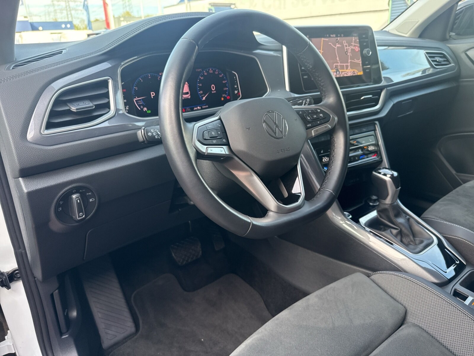 Volkswagen T-Roc – Bild 9