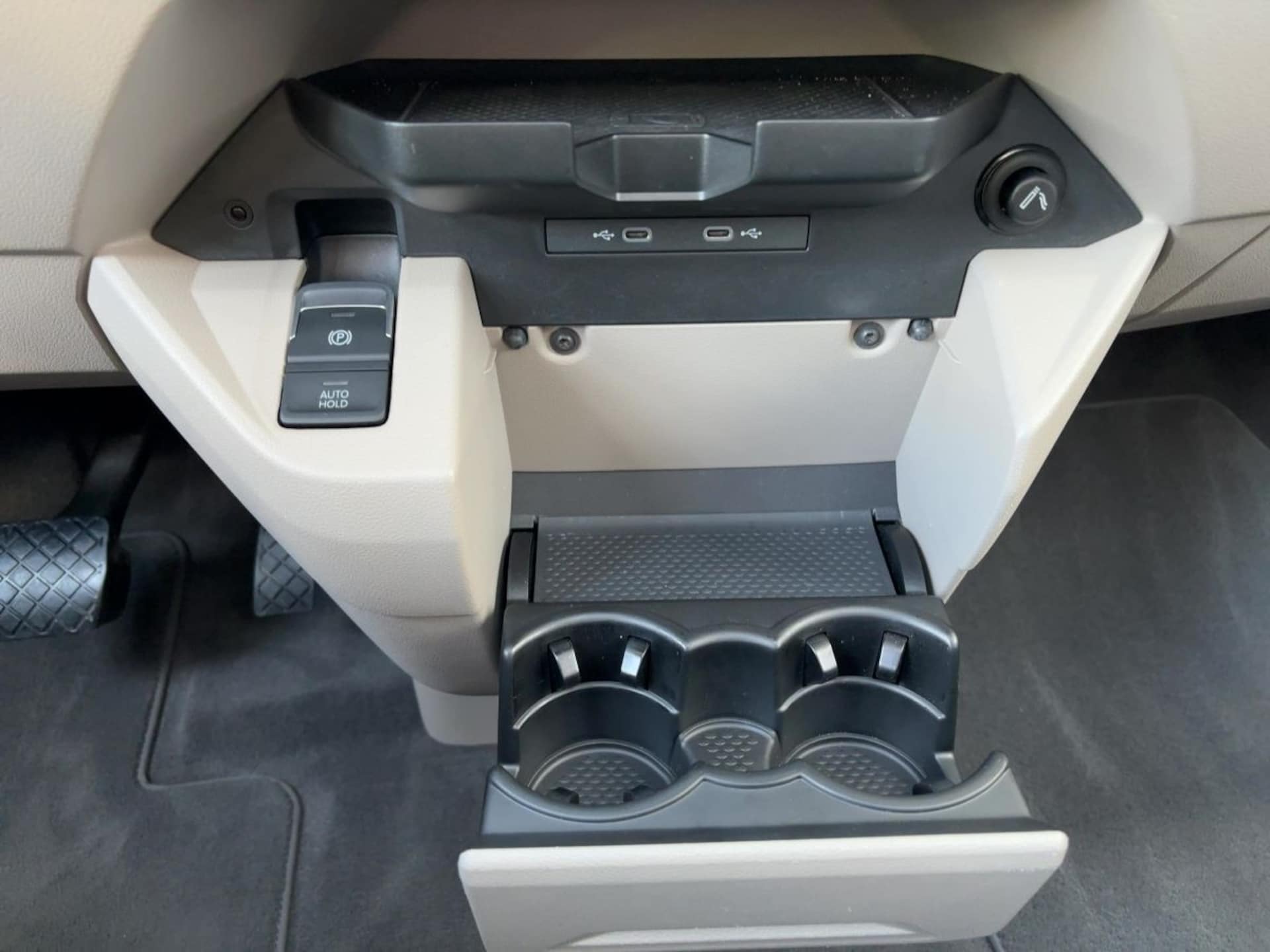 Volkswagen Multivan Basis-Modell