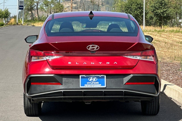 2024 Hyundai Elantra