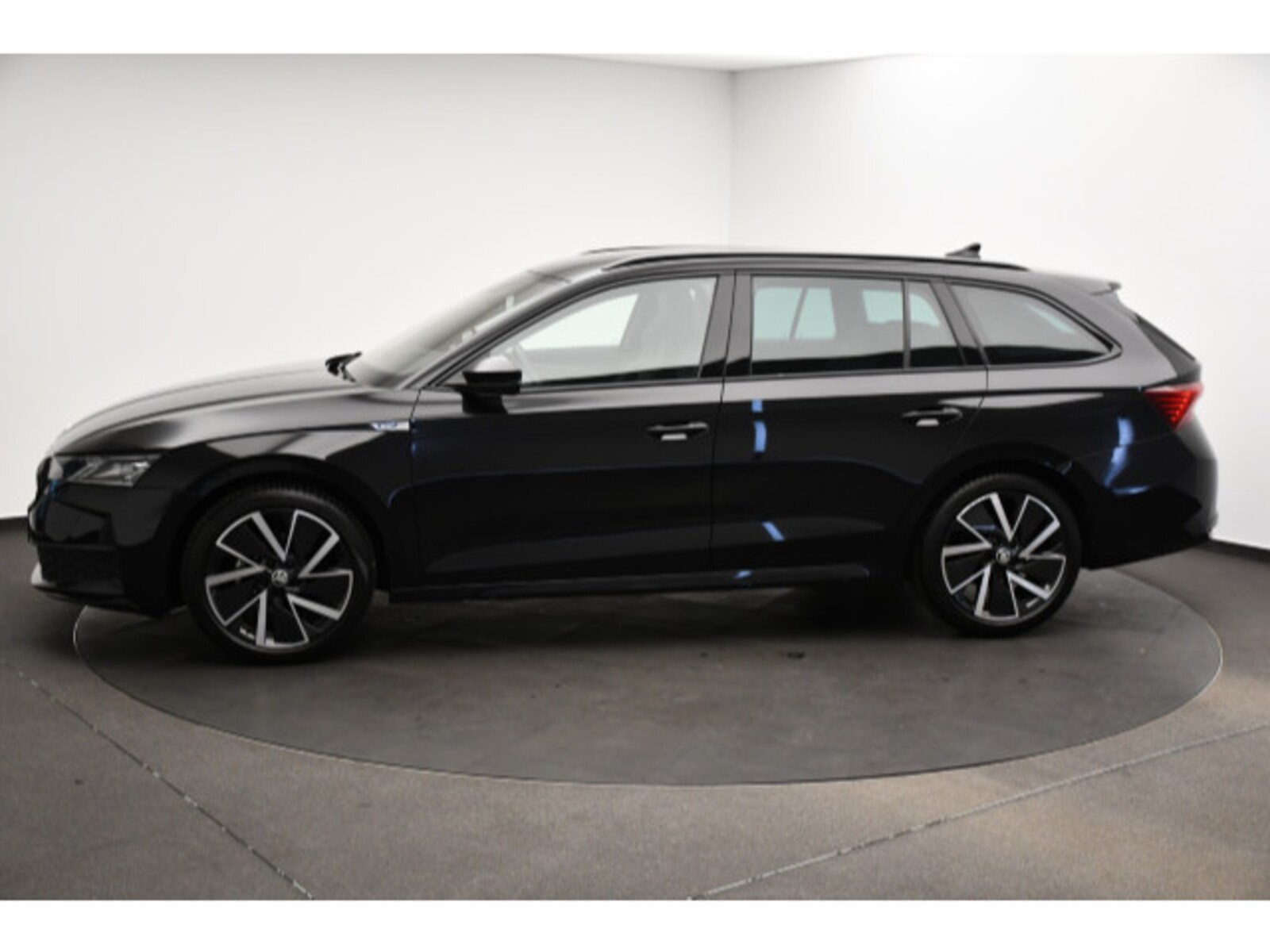Škoda Octavia Combi – Bild 16