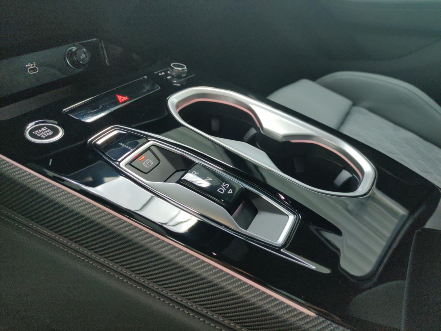Bild über Audi A6 Avant edition one TDI quattro 150 kW S tronic - für weitere Informationen kontaktieren Sie den Audi Partner