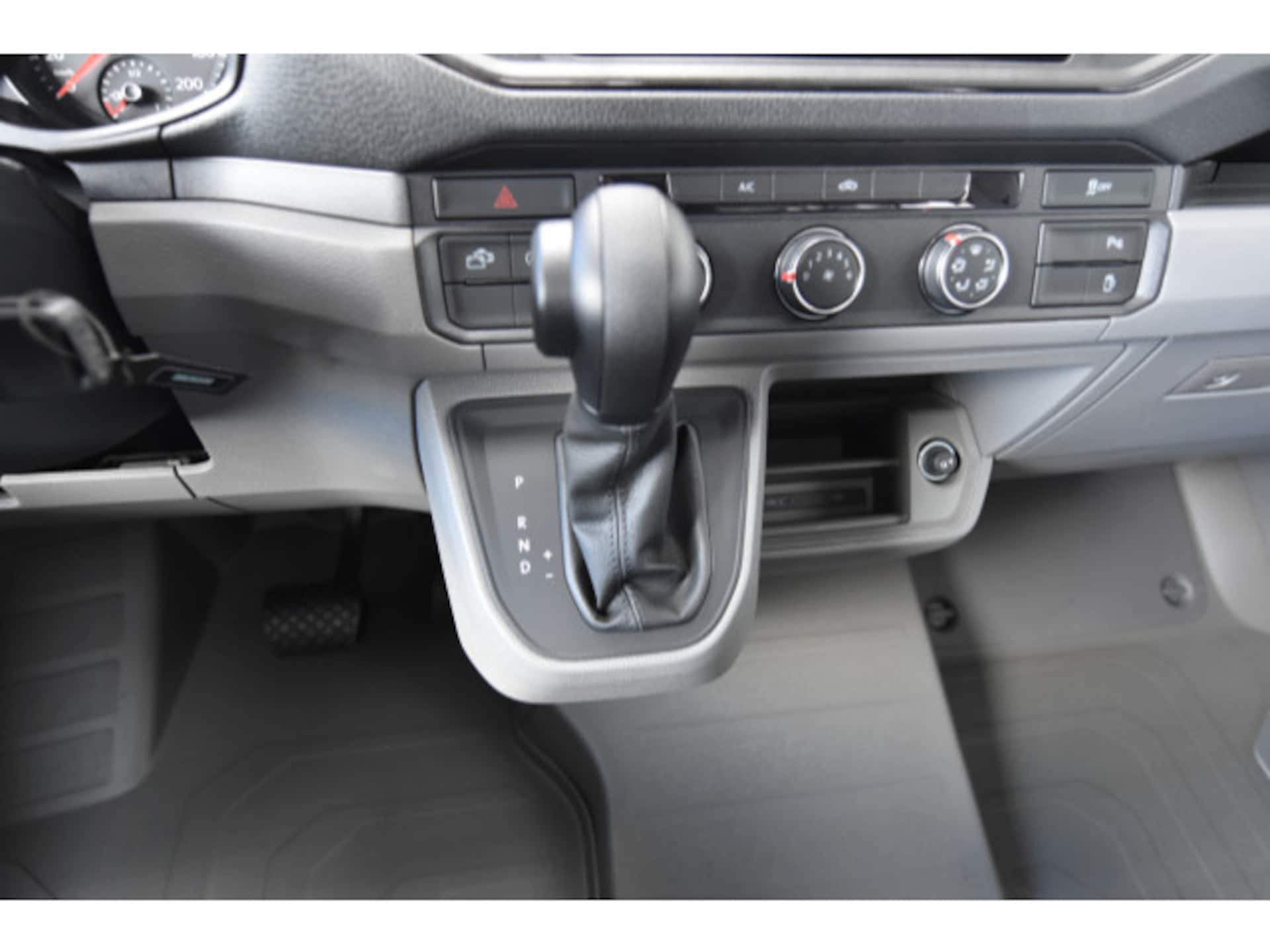 Volkswagen Grand California 600