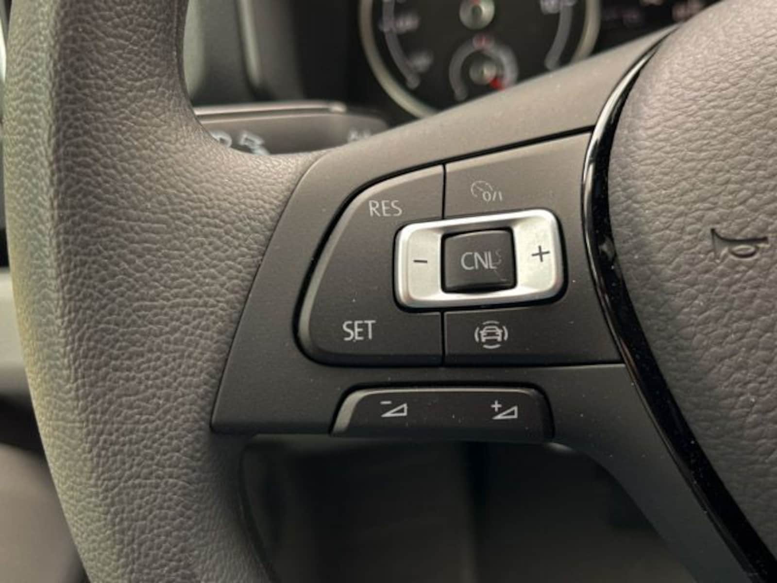 Volkswagen e-Crafter Kastenwagen mittlerer Radstand – Bild 11