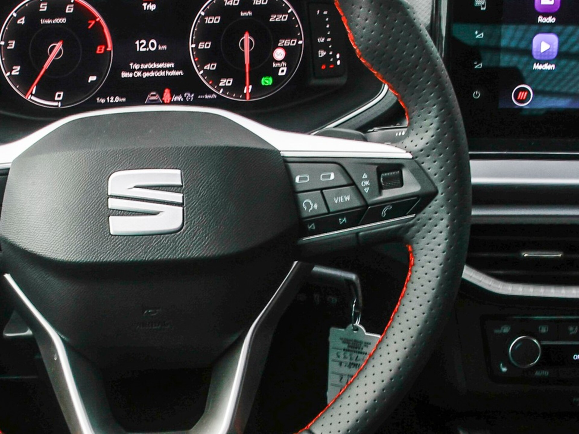 SEAT Arona FR