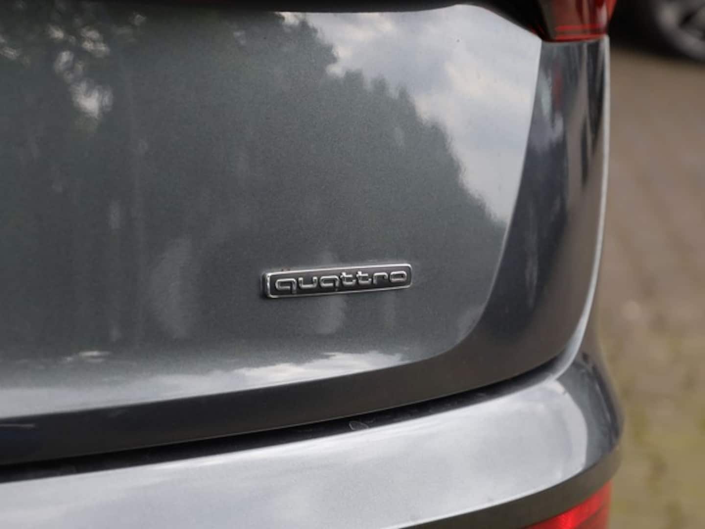 Bild über Audi Q5 Sportback 50 TDI quattro tiptronic - für weitere Informationen kontaktieren Sie den Audi Partner