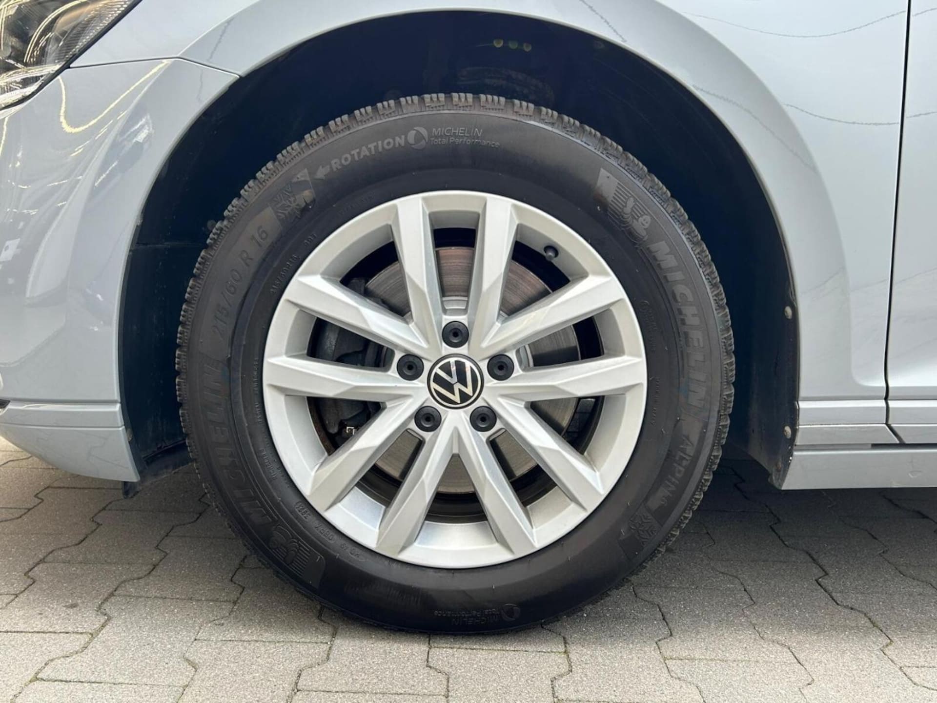 Volkswagen Passat Business