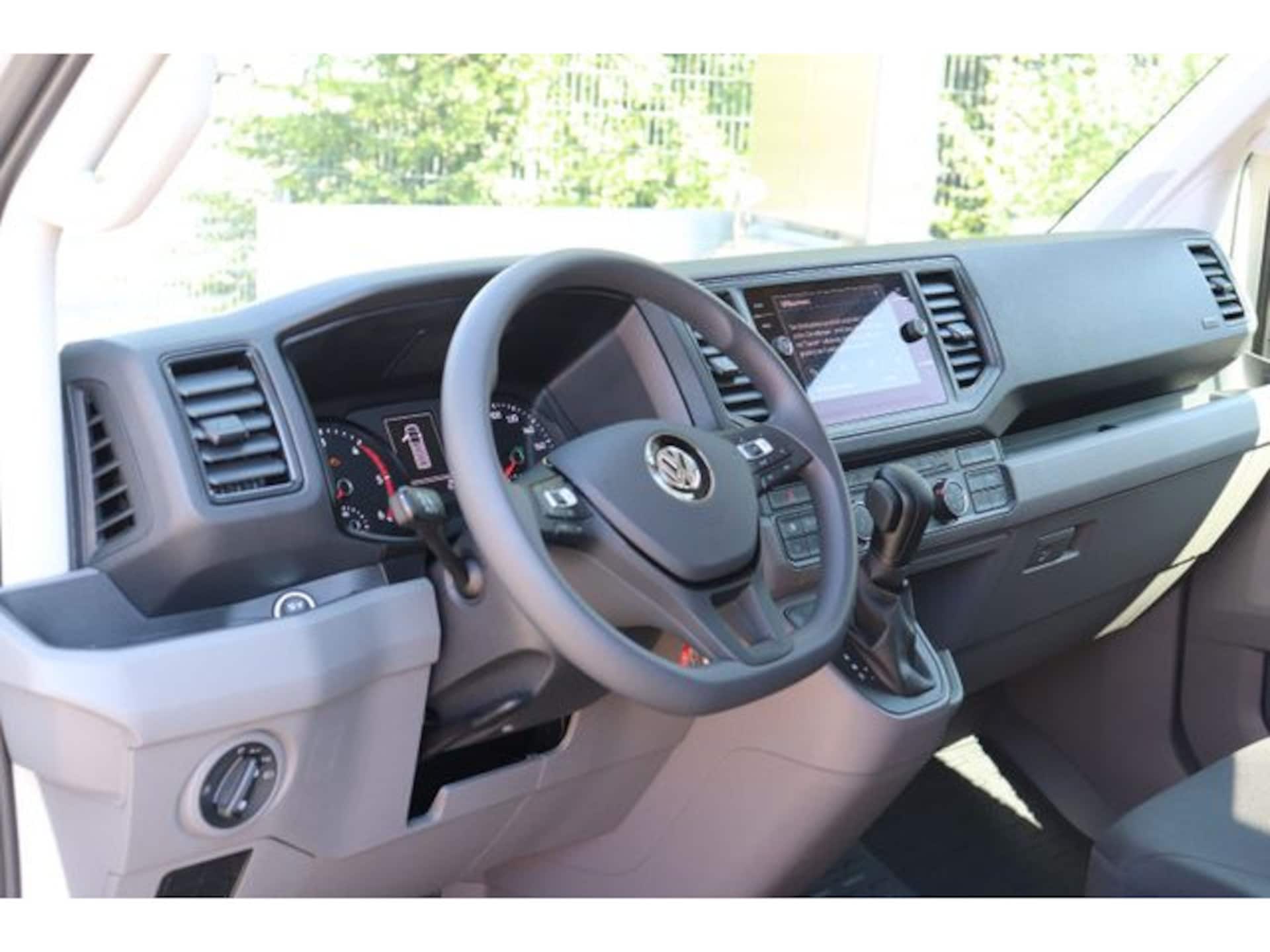 Volkswagen Crafter Kasten langer Radstand