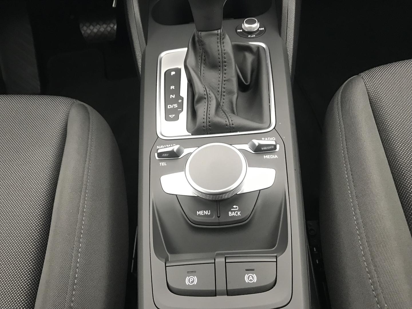 Image about Audi Q2 Design 35 TFSI 110 kW (150 ch) S tronic