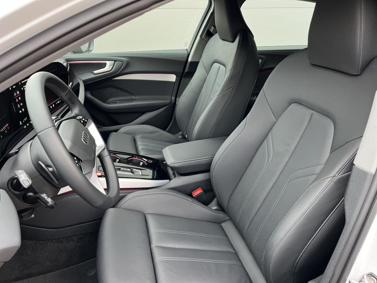 Bild über Audi A5 Avant TFSI 110 kW S tronic - für weitere Informationen kontaktieren Sie den Audi Partner