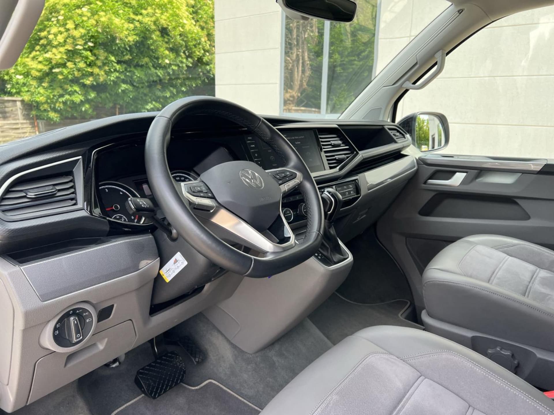 Volkswagen T6.1 California Ocean