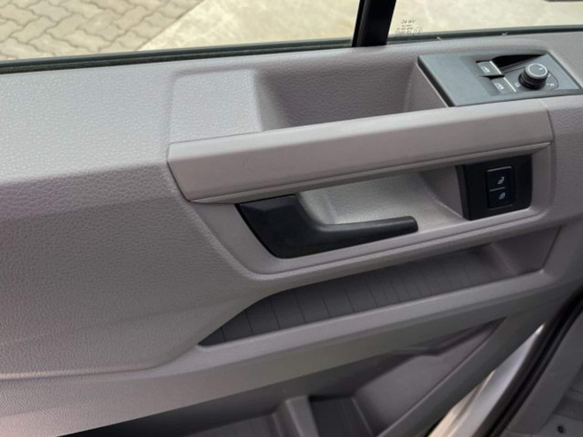Volkswagen e-Crafter Kastenwagen mittlerer Radstand