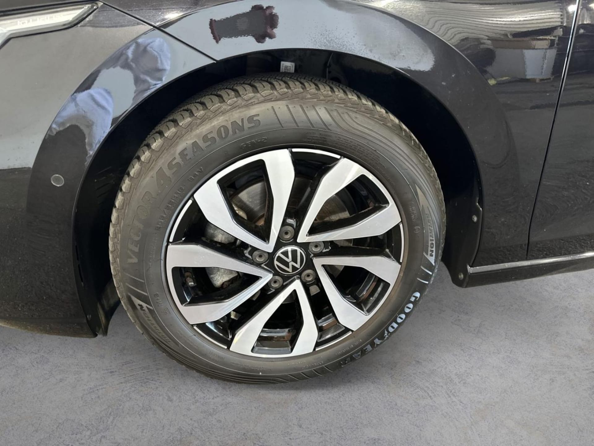 Volkswagen Golf Active
