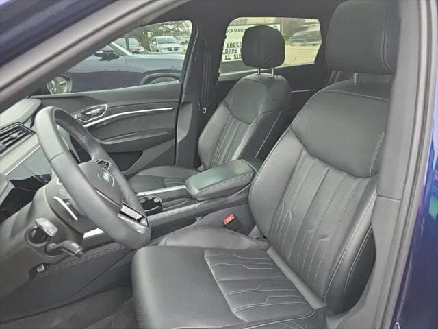 Used 2023 Audi e-tron S Premium Plus with VIN WA1ACBGE4PB017076 for sale in Maplewood, Minnesota