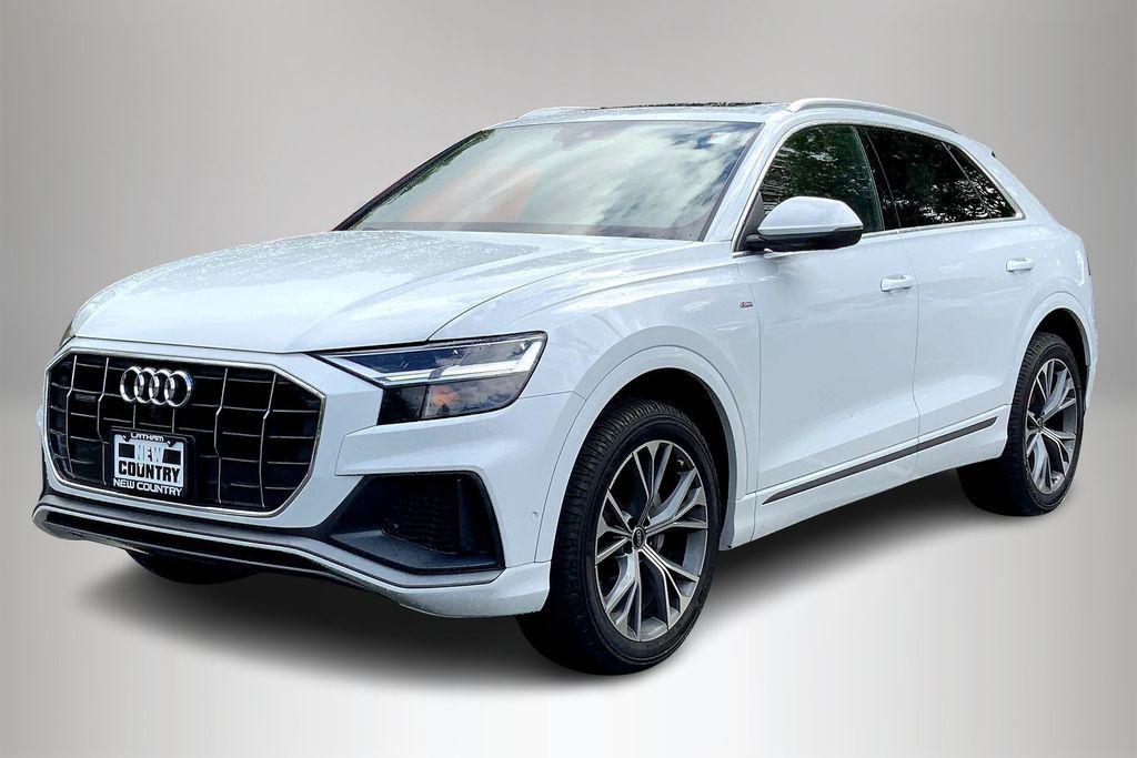 2021 Audi Q8 55 Premium Plus Tiptonic quattro's photo
