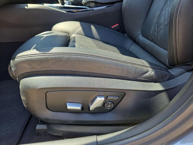 2023 BMW 5 Series 530i - Photo 17