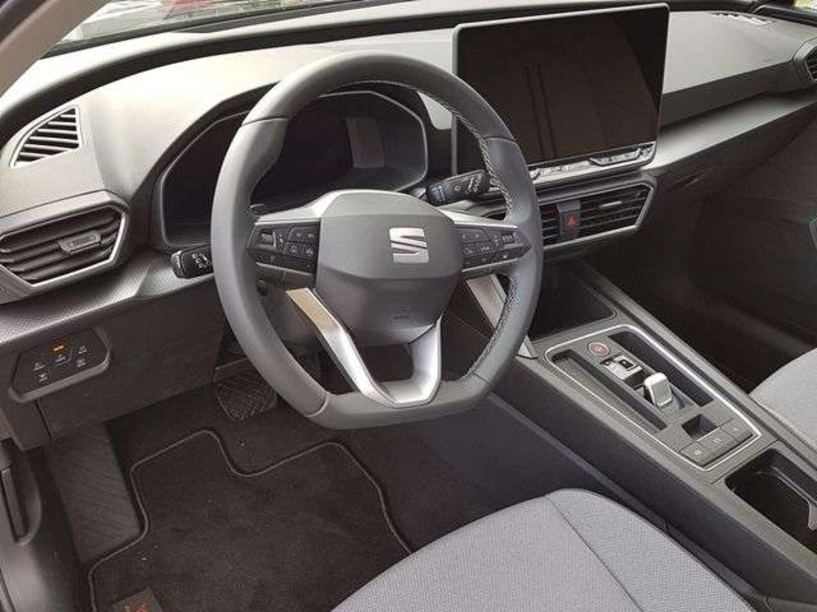SEAT Leon – Bild 4