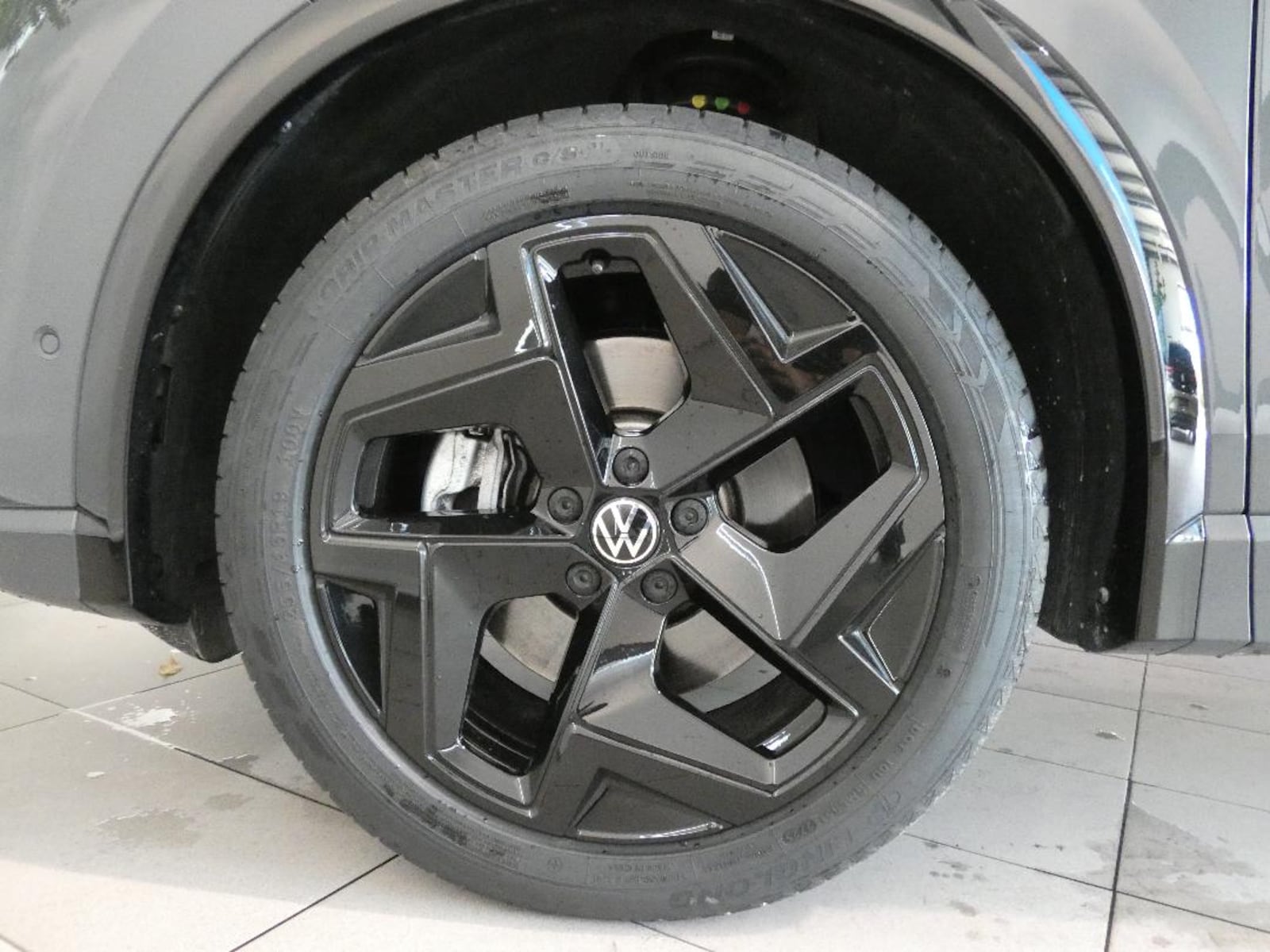Volkswagen Tiguan – Bild 7