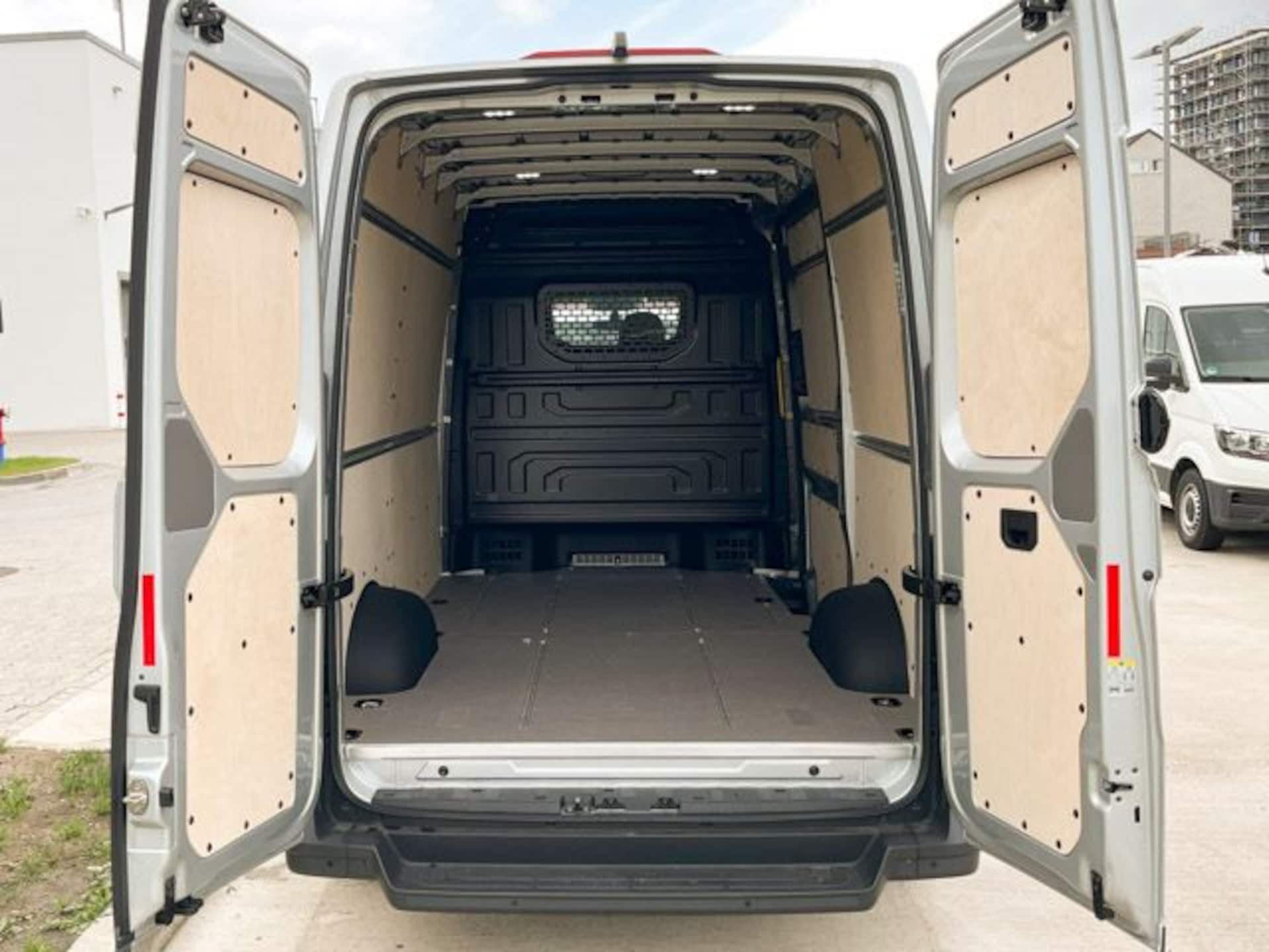 Volkswagen e-Crafter Kastenwagen mittlerer Radstand